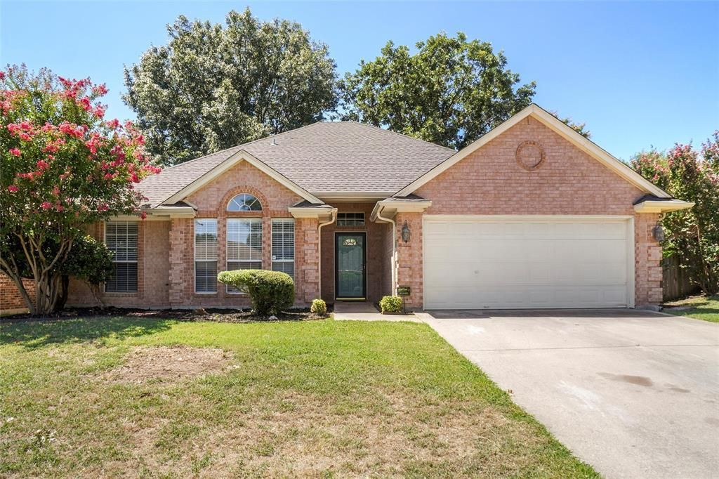 1025 Westgrove Drive, Saginaw