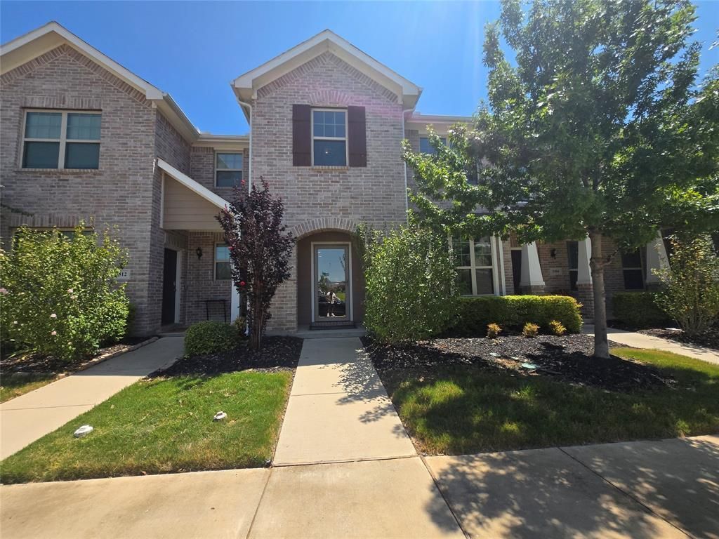3308 Becker Drive, Denton