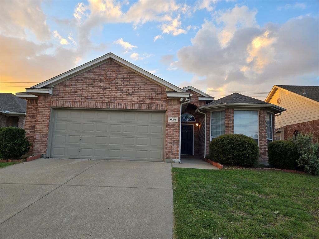 624 Caravan Drive, Fort Worth