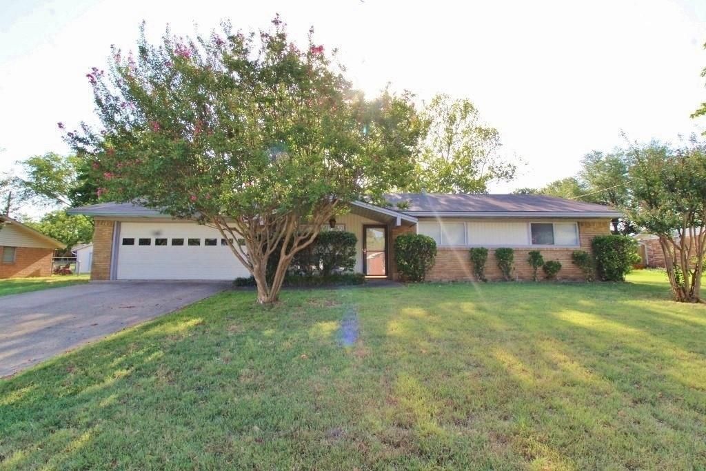 1420 Hillside Drive, Midlothian