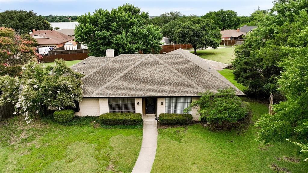 6809 Fawn Valley Place, Rowlett