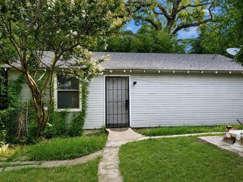 933 Gillham Road 935, Fort Worth
