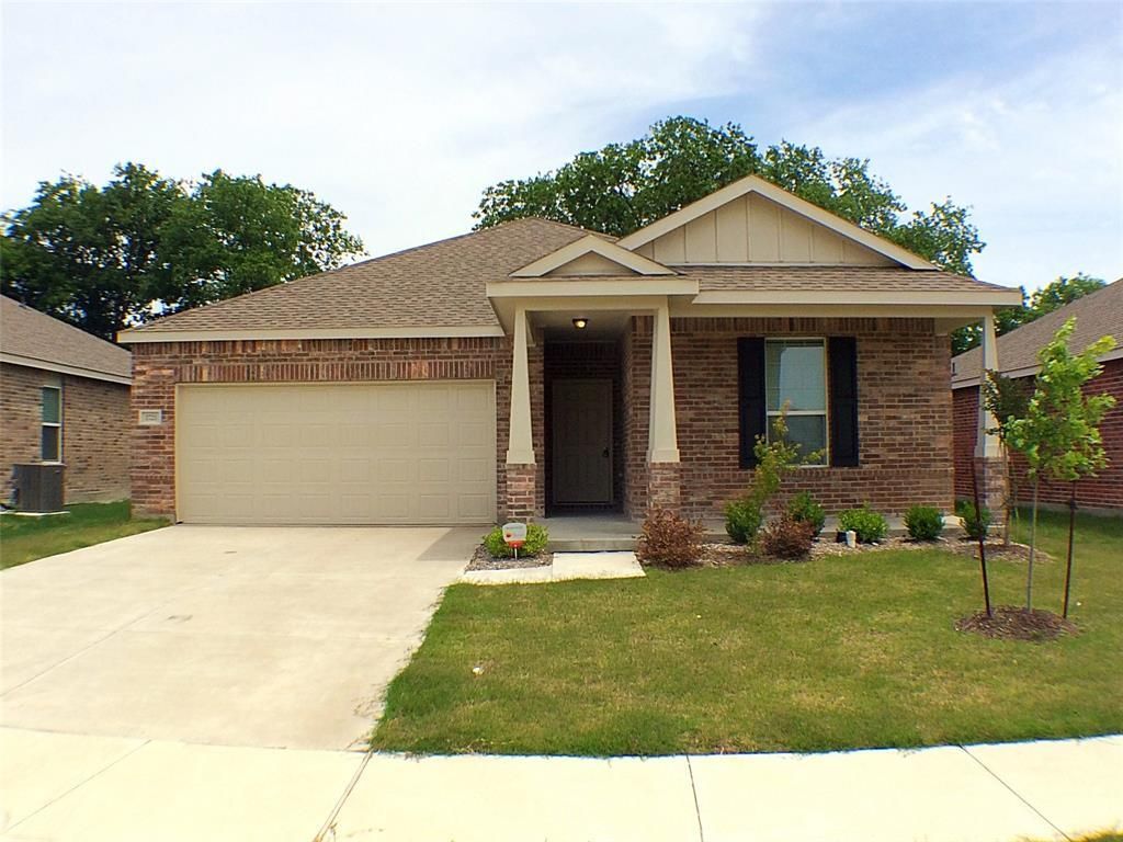 1721 Megan Creek Drive, Little Elm