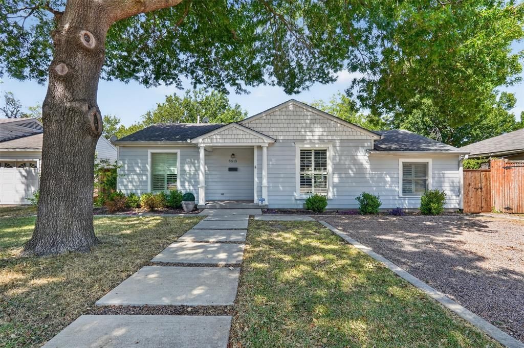 8515 Midway Road, Dallas