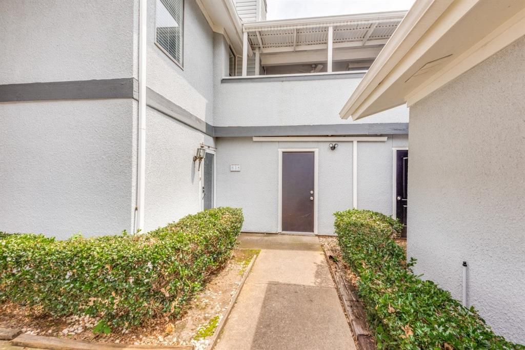 638 Ridgeline Drive, Hurst