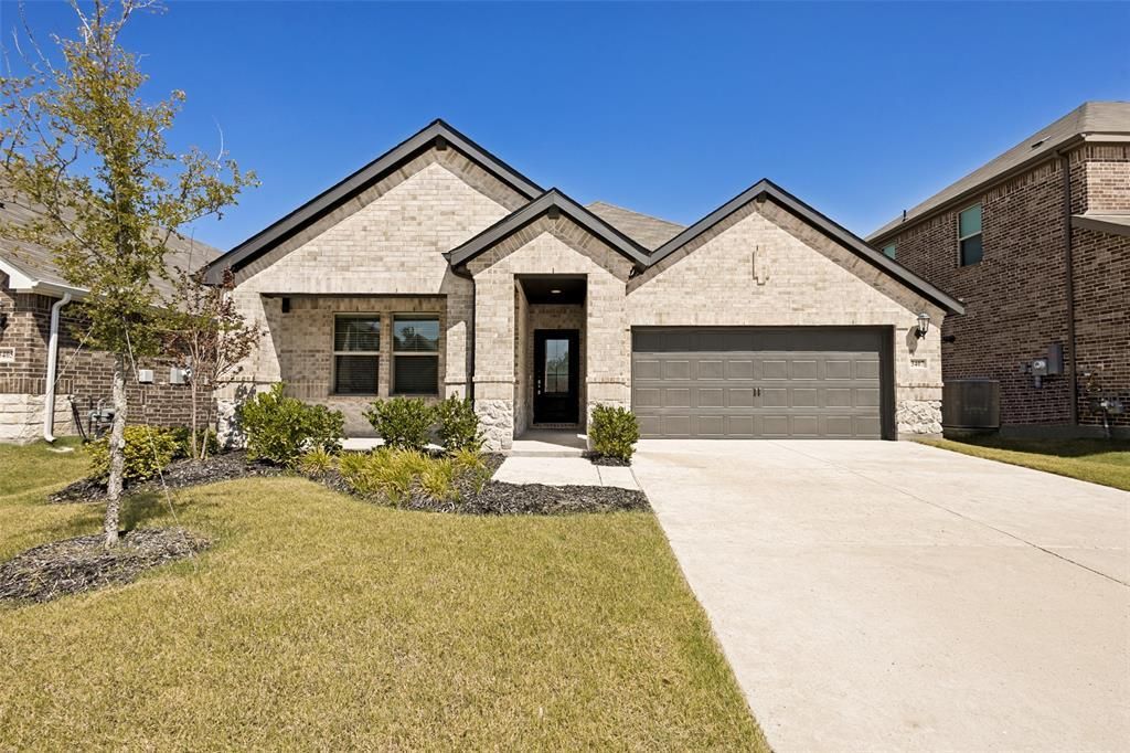 3407 Pat Mayse Drive, Farmersville