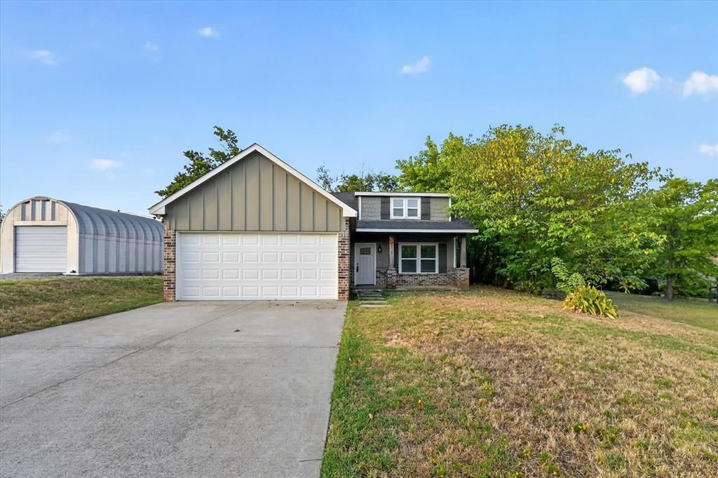 1216 W Nelson Street, Denison