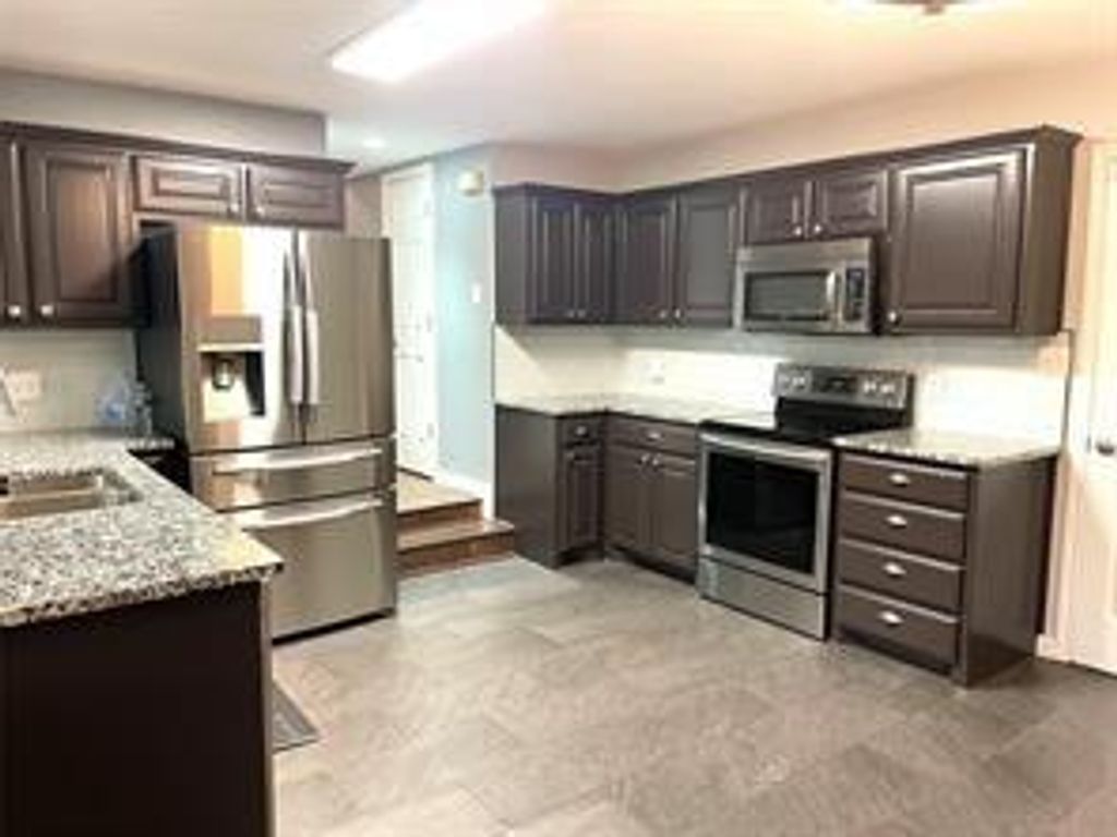1214 Broken Arrow Trail, Carrollton
