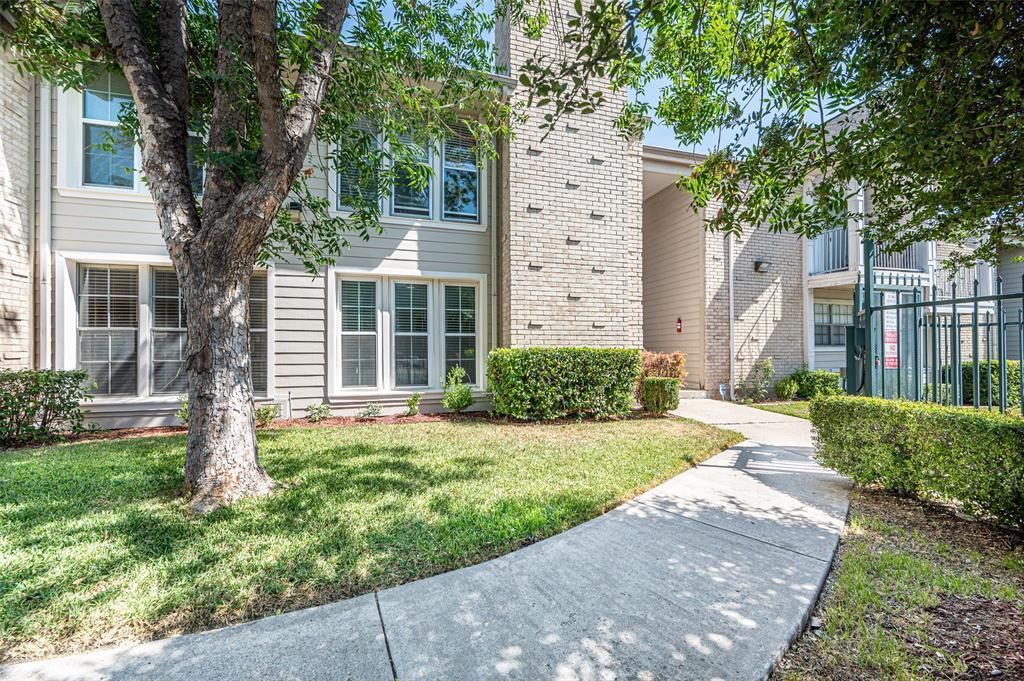 13715 Preston Road 184, Dallas