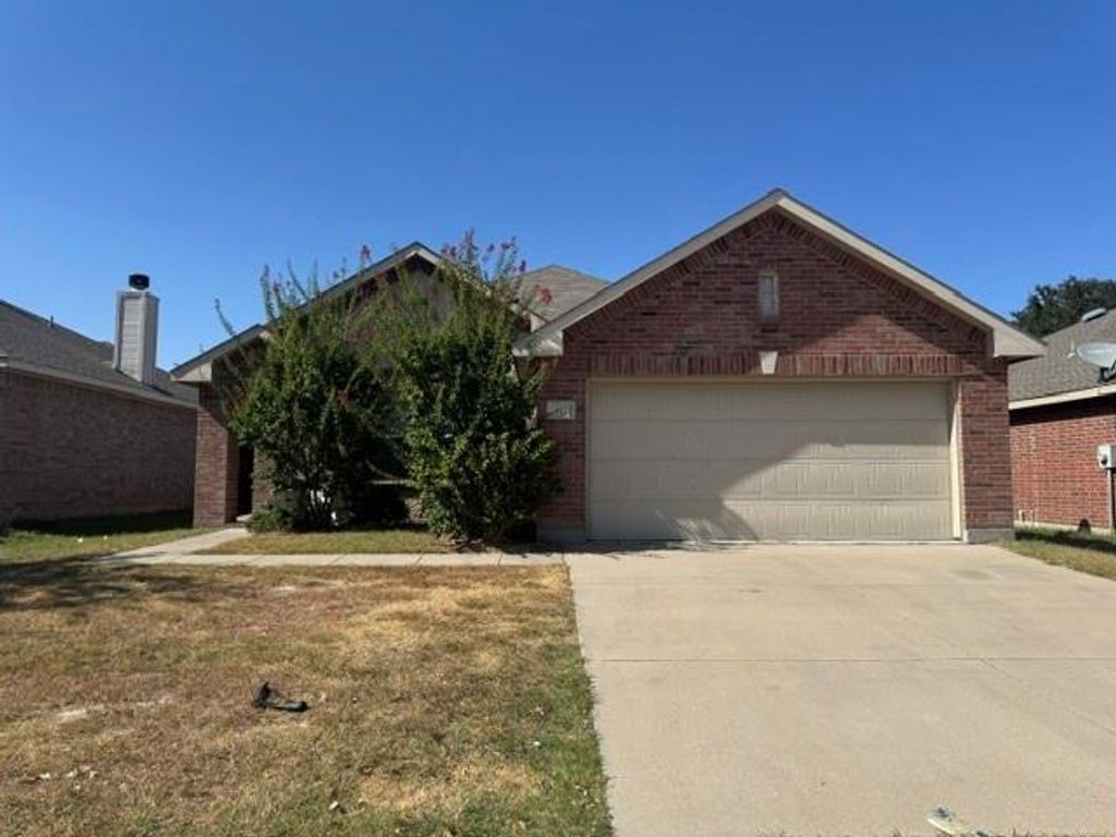 412 Marble Creek Drive, Fort Worth