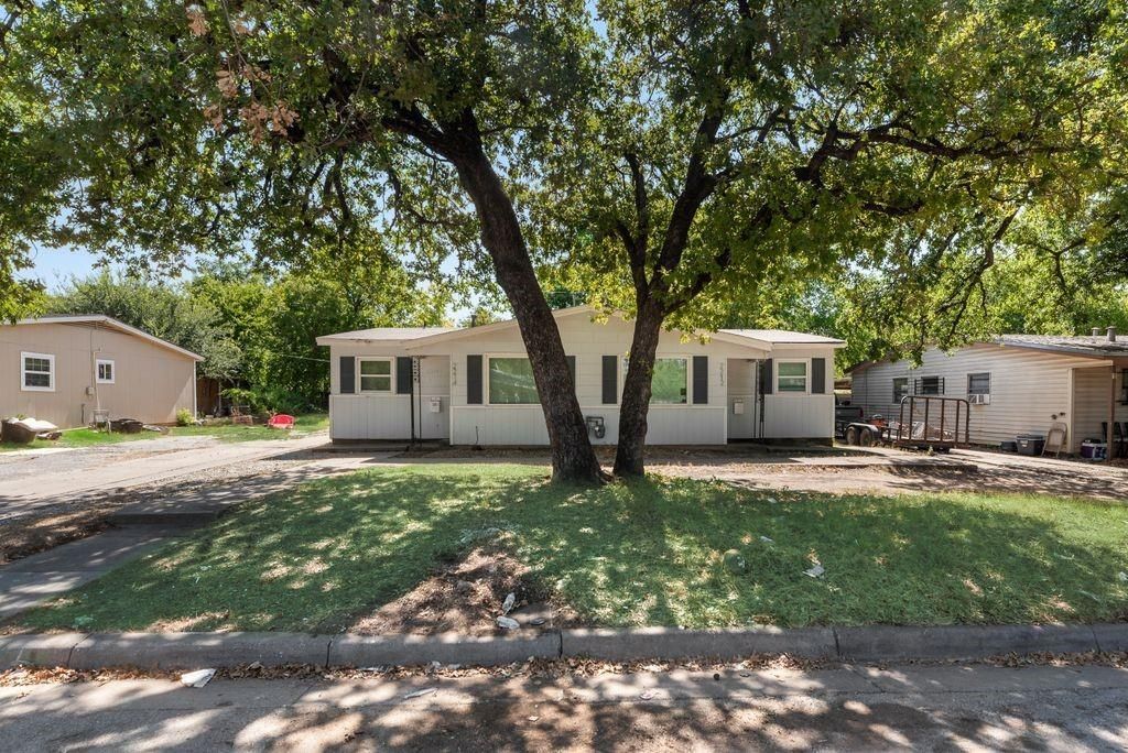 2212 David Drive 2214, Fort Worth