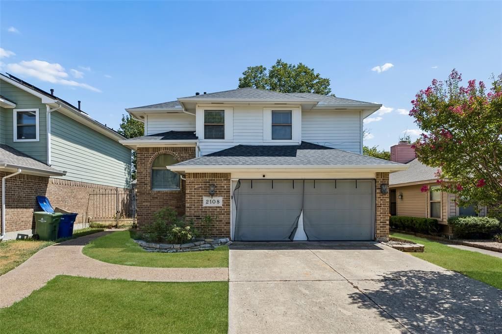 2108 Rose Cliff Lane, Carrollton