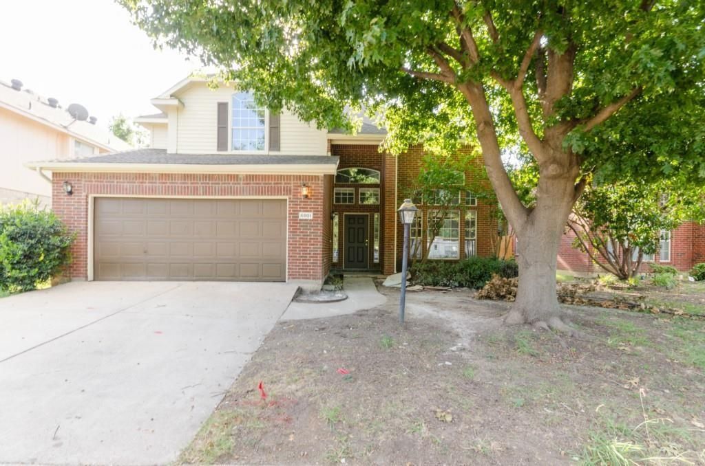 6801 Carrington Drive, Plano