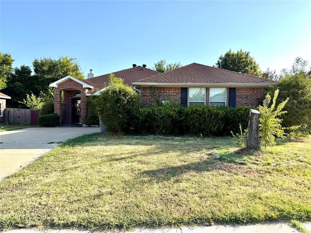 218 Canyon Lake Drive, Wylie