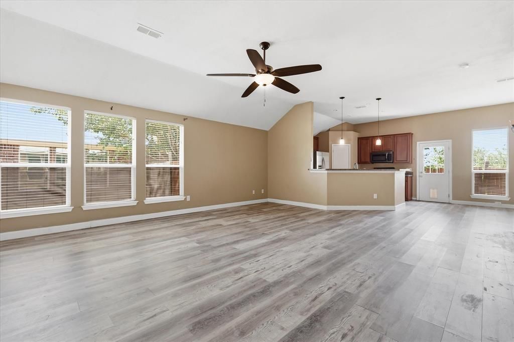 3003 Lake Ridge Drive, Sanger