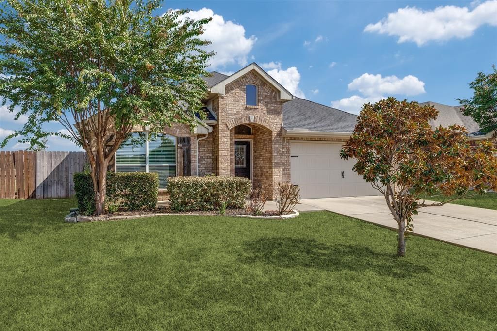 2404 Evening Song Drive, Little Elm