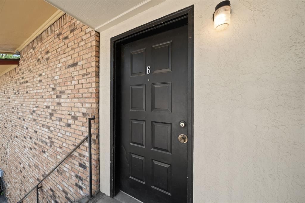 1108 N Elm Street 6, Denton