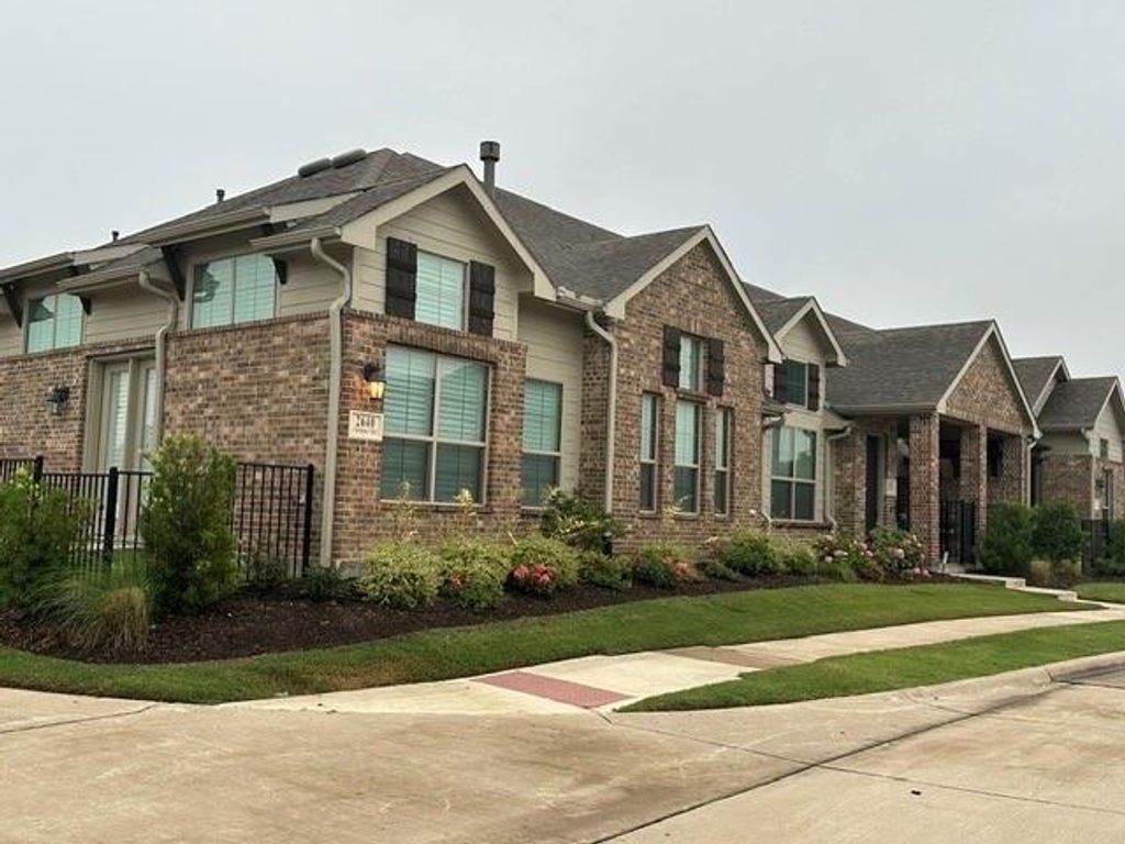 2621 Chablis Drive, Grand Prairie
