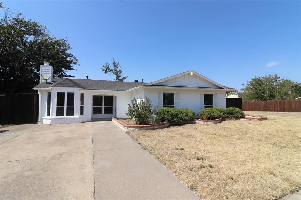 1701 Running River Road, Garland