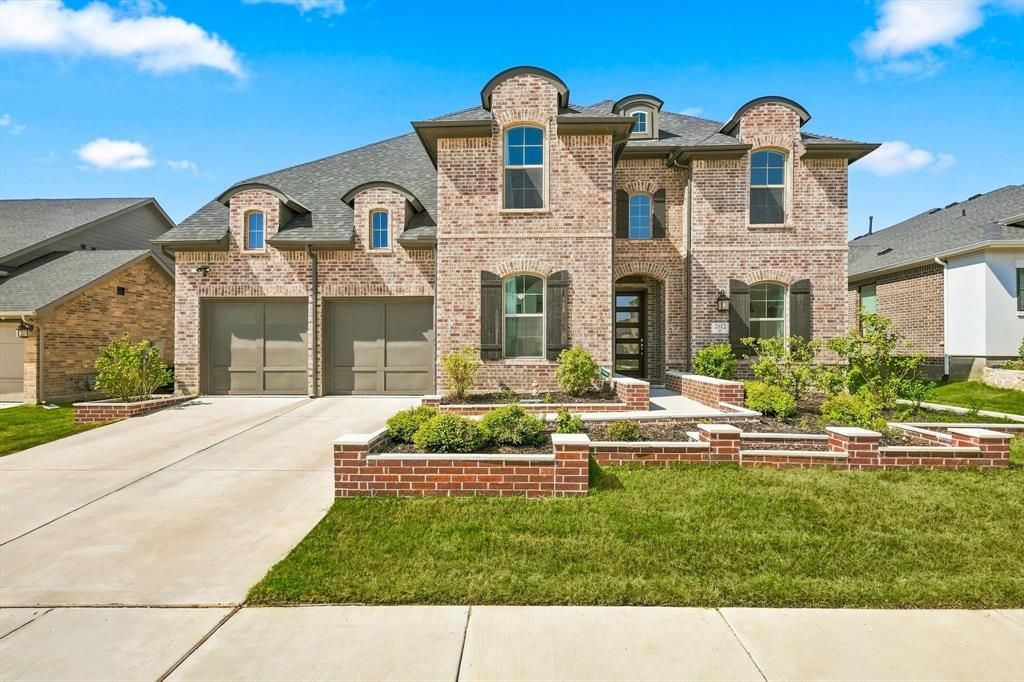 2812 Dunbar Drive, Northlake