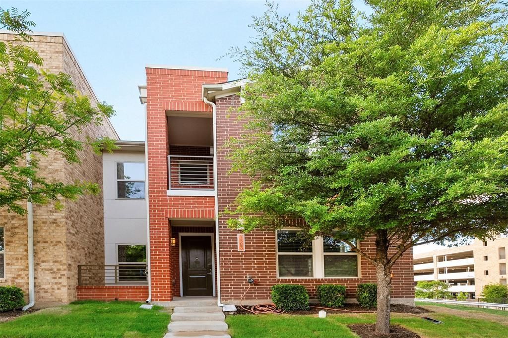 1583 Fiji Street, Dallas