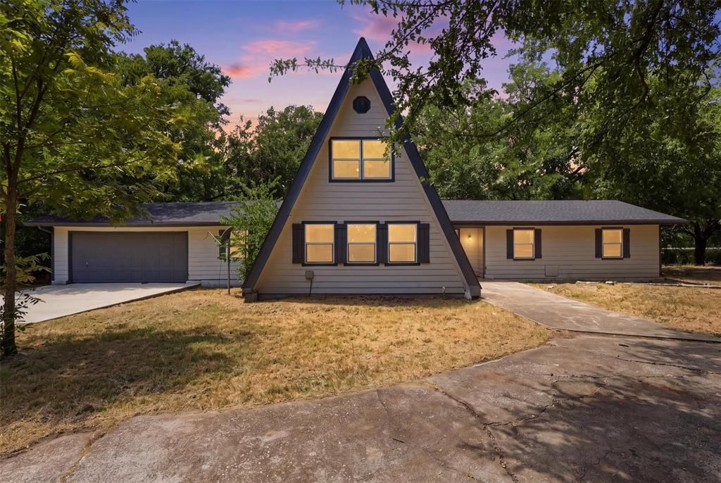 103 #a Calhoun Bend, Azle