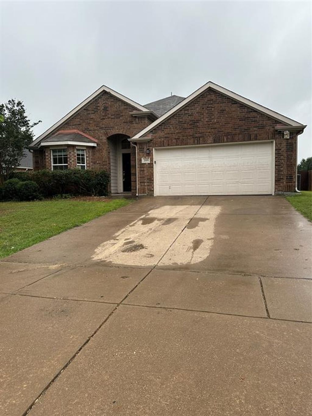 109 Fallen Rock Drive, Waxahachie