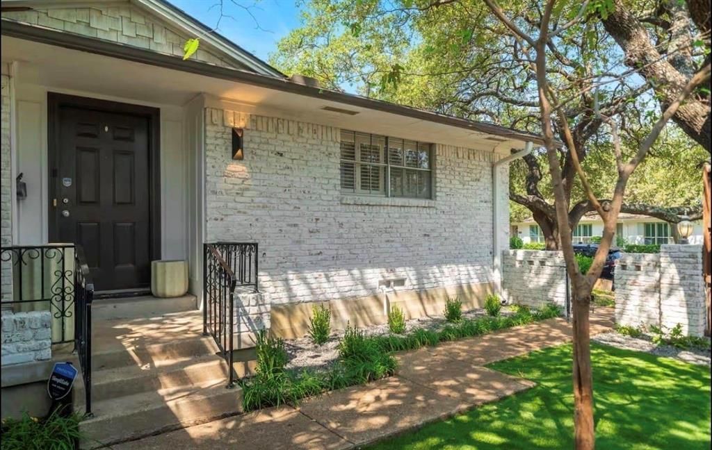 9003 Villa Park Circle, Dallas