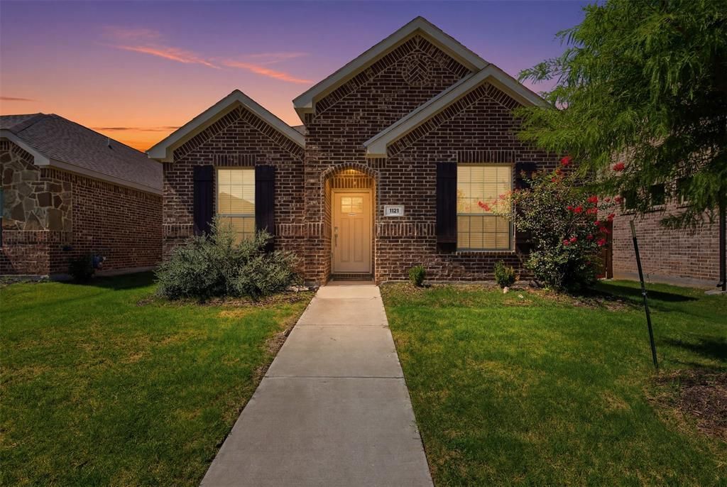 1121 Western Yarrow Avenue, Justin