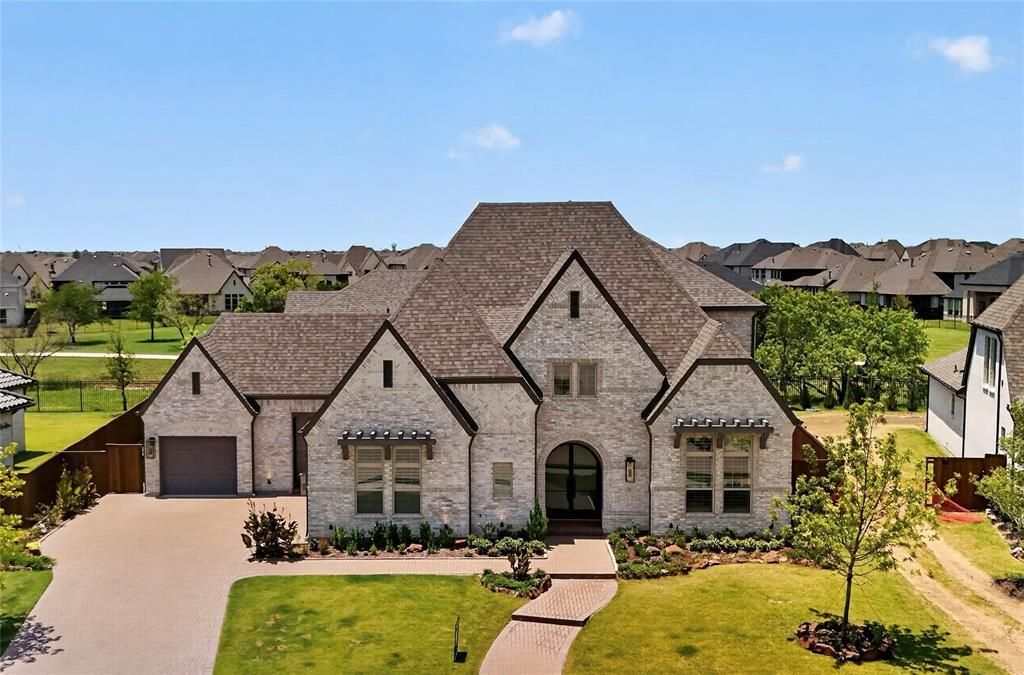 321 Pecan Trail, Plano