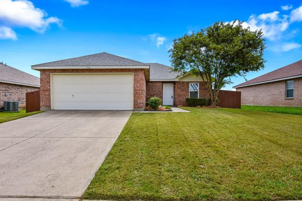 116 Pintail Lane, Sanger