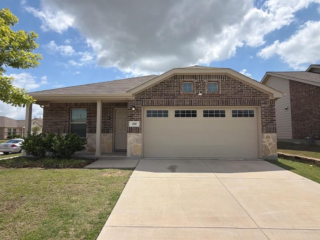 213 Anvil Drive, Fort Worth