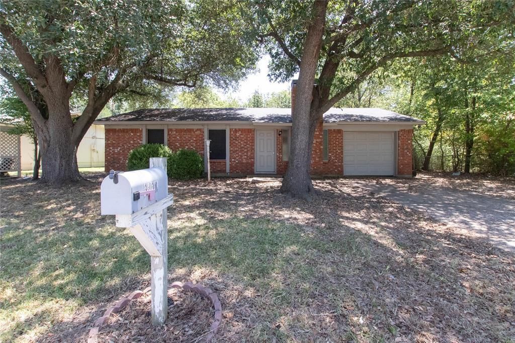 1414 Noble Street, Denton
