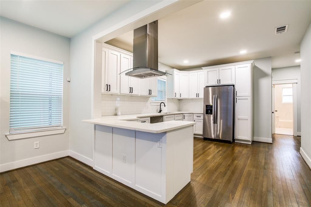 619 Pembroke Avenue, Dallas
