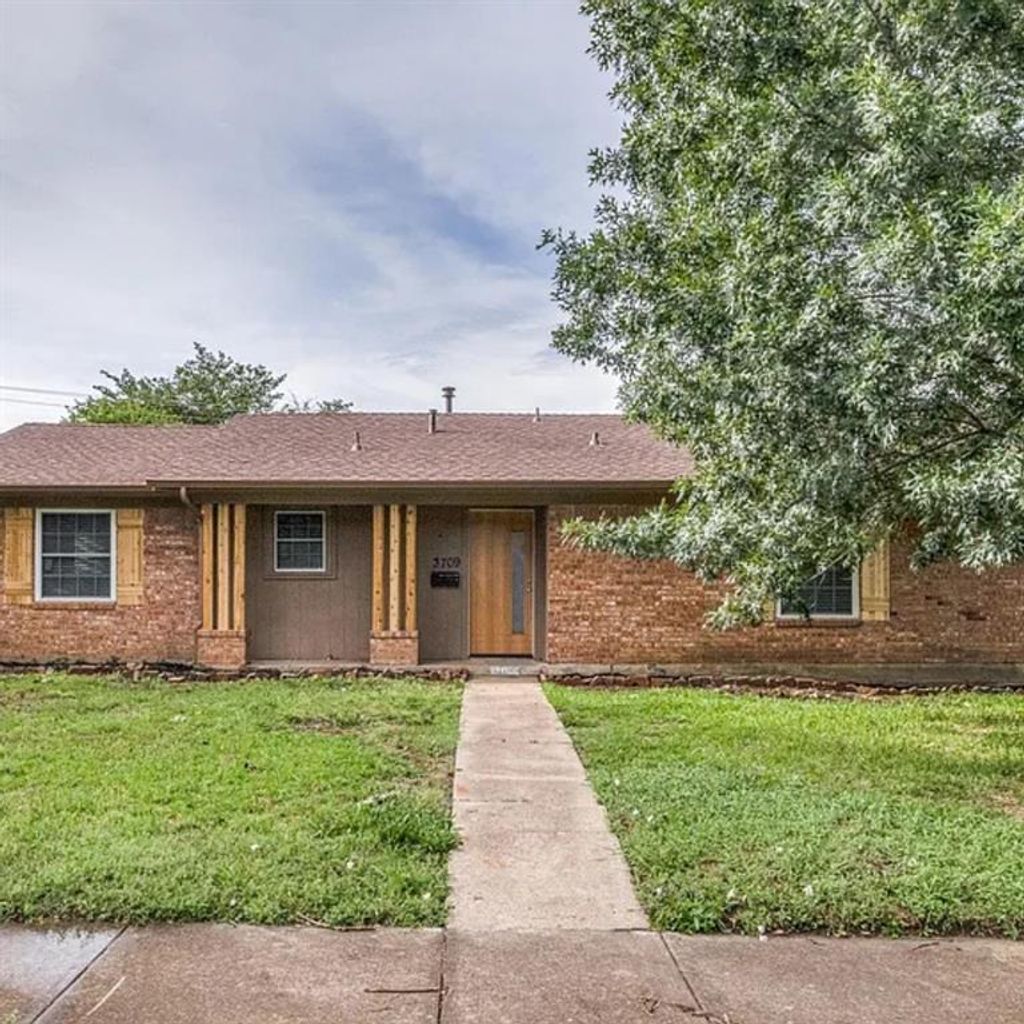 3709 Hilton Drive, Mesquite