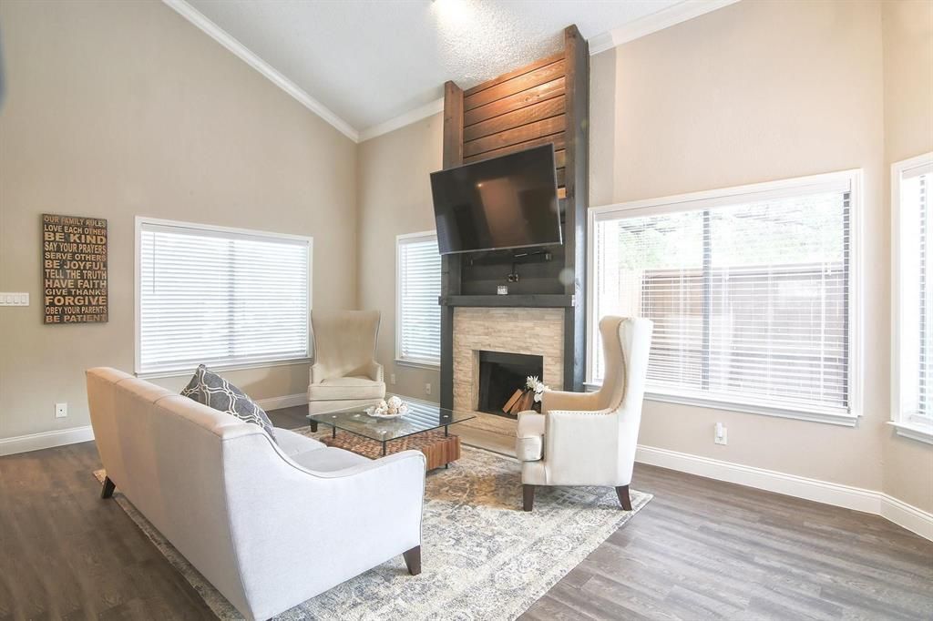 821 Dublin Drive 219, Richardson