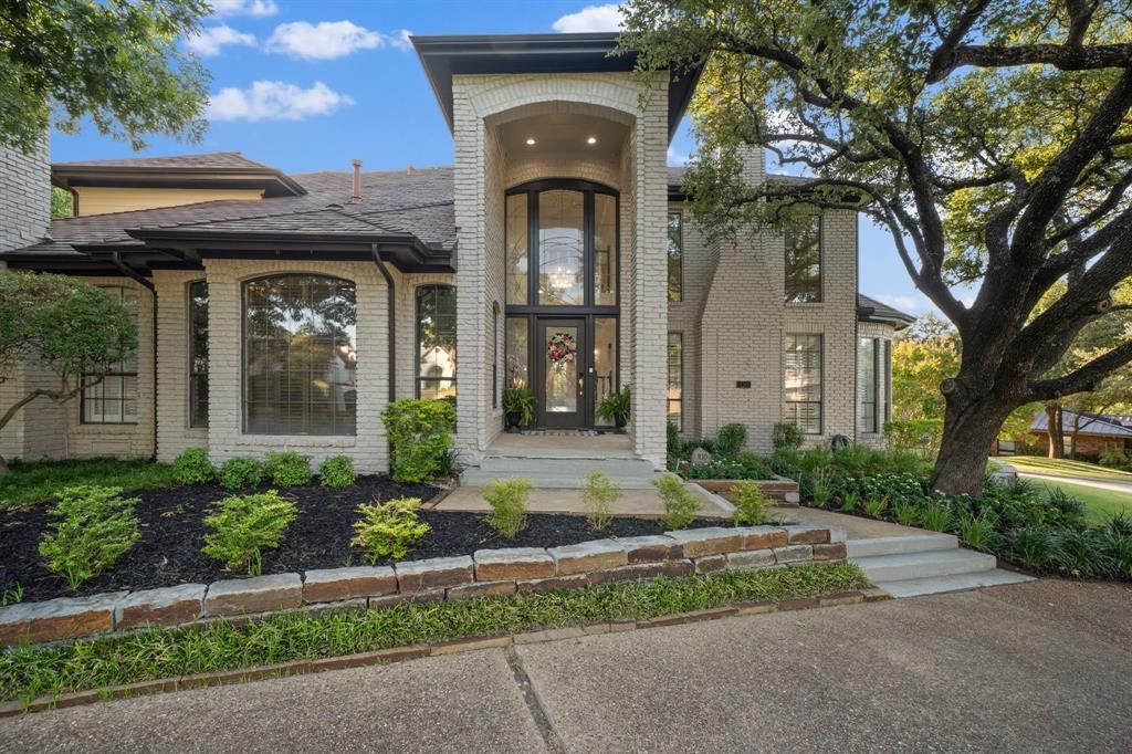 100 Krohn Court, Irving