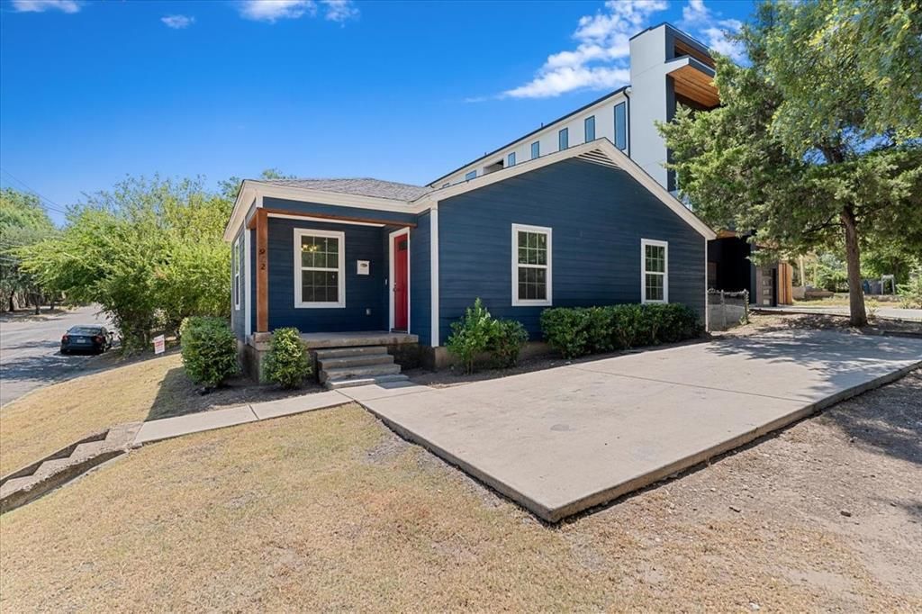 902 S Ewing Avenue, Dallas