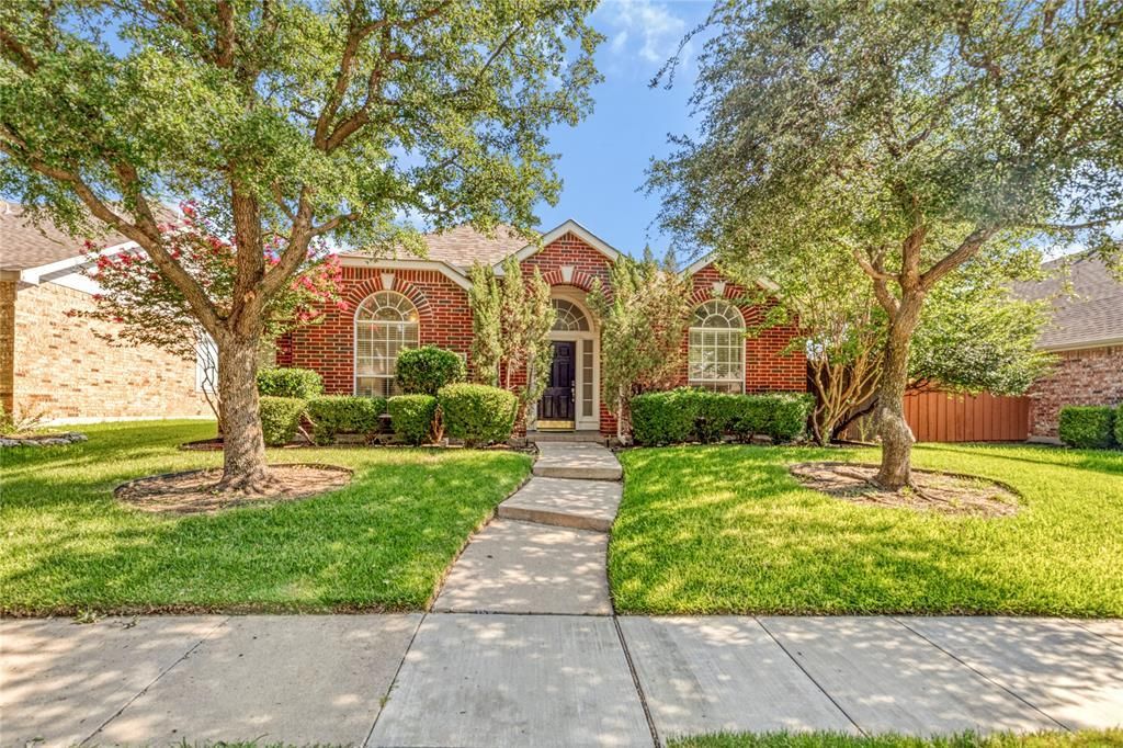 1438 Royal Oaks Drive, Frisco