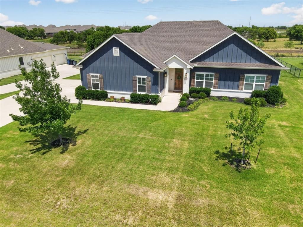 1506 Back Stretch Road, Justin