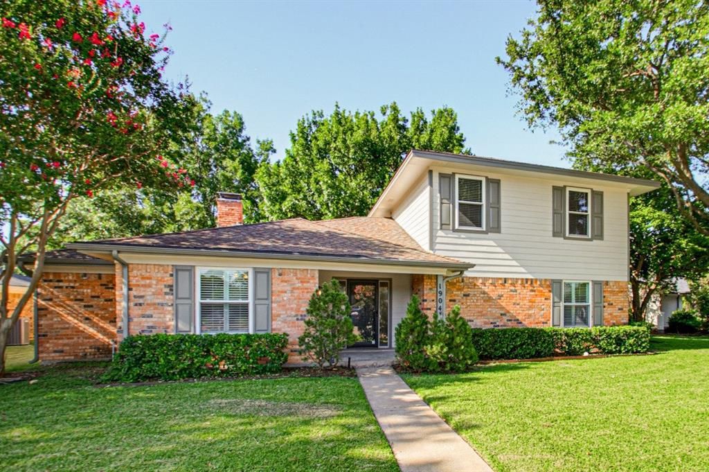 1904 Clover Trail, Richardson