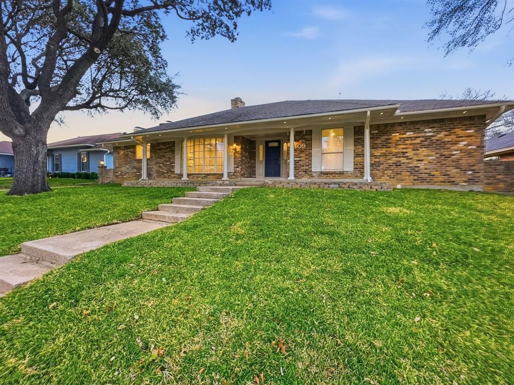 2409 Castle Street, Irving