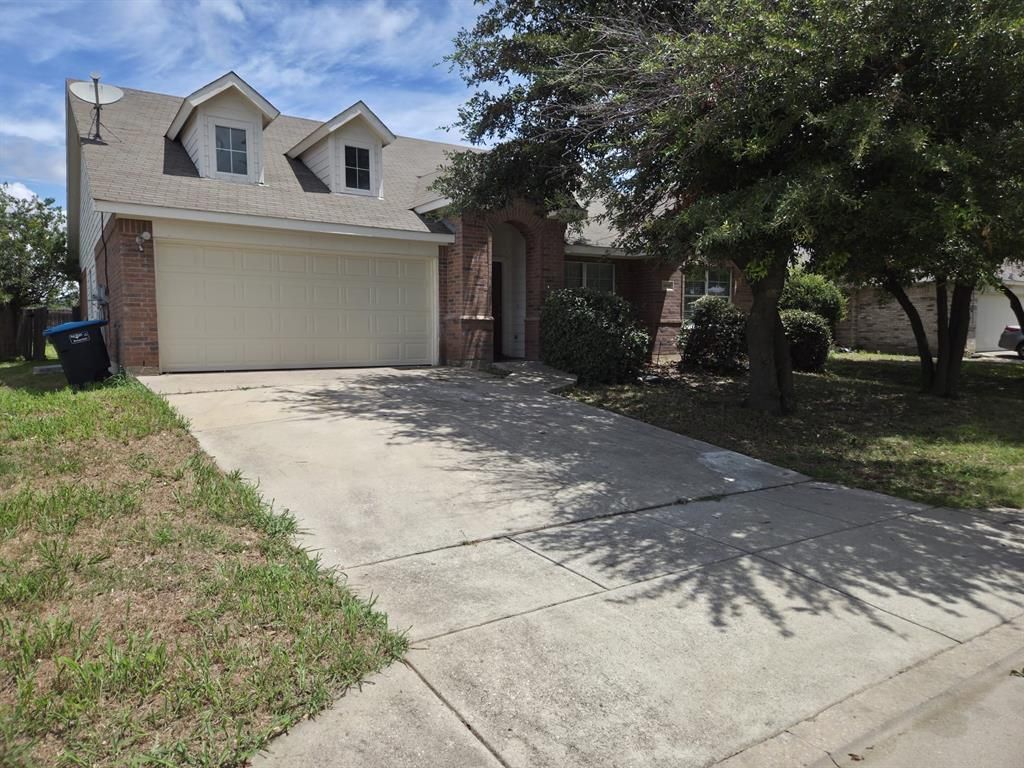 4016 Tarpon Springs Drive, Fort Worth