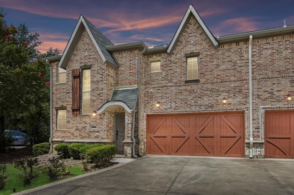 2113 Parkview, Carrollton