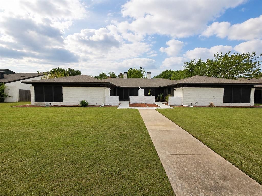 206 Trellis Place, Richardson