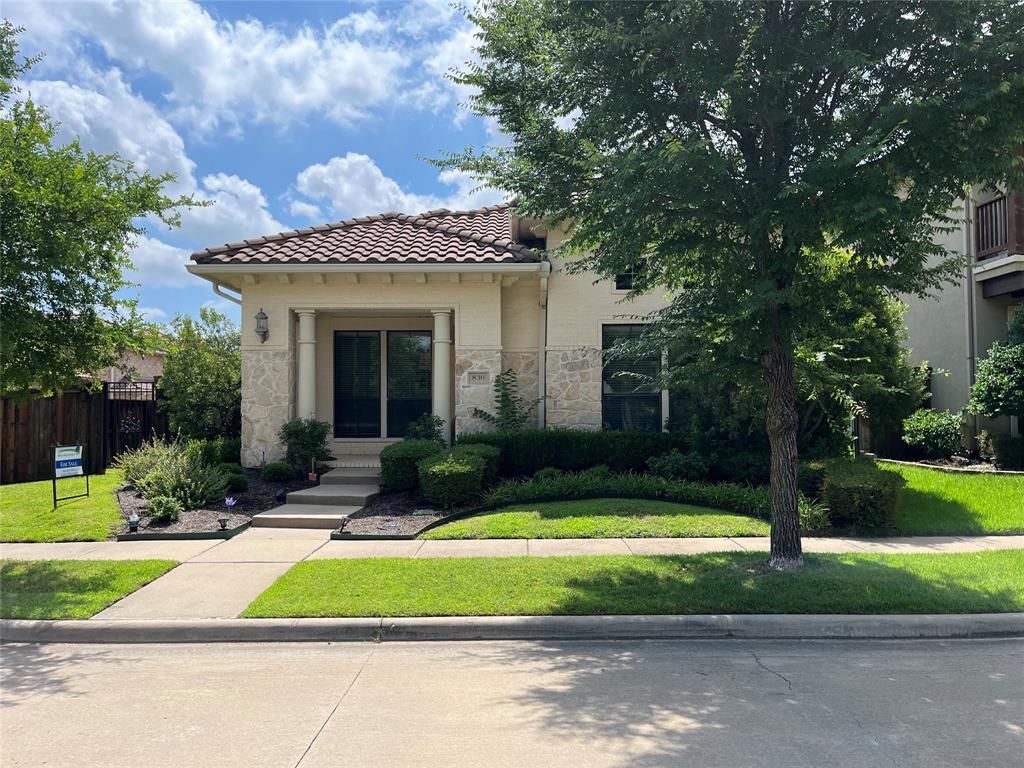 830 La Cima, Irving