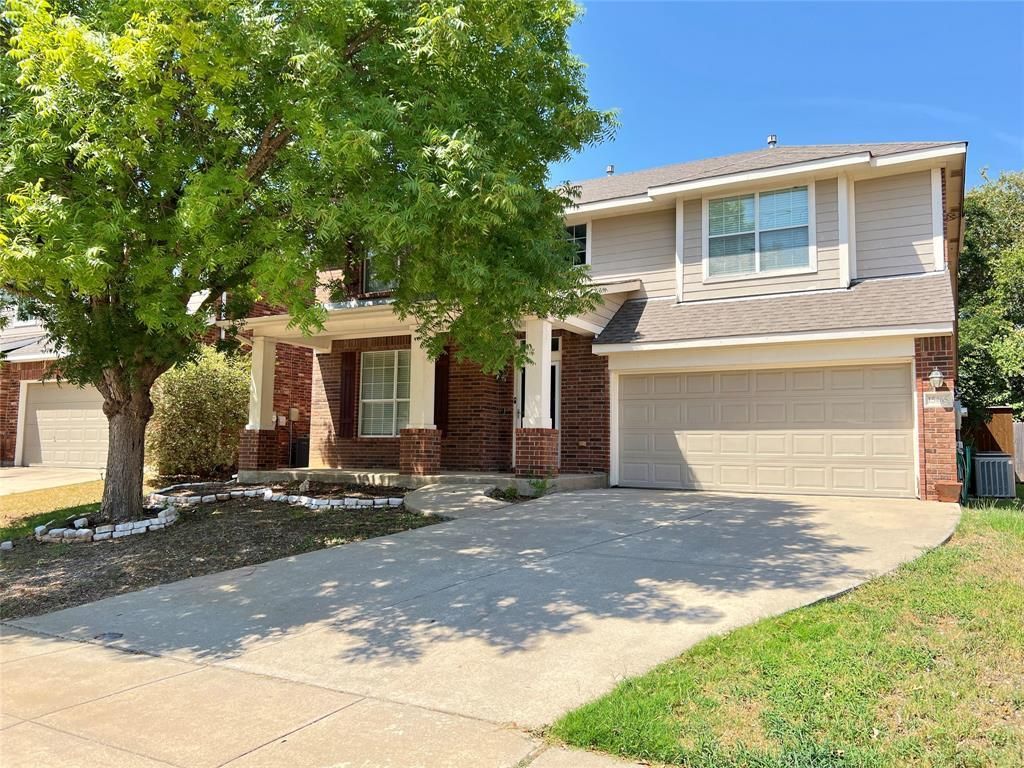 15465 Adlong Drive, Fort Worth