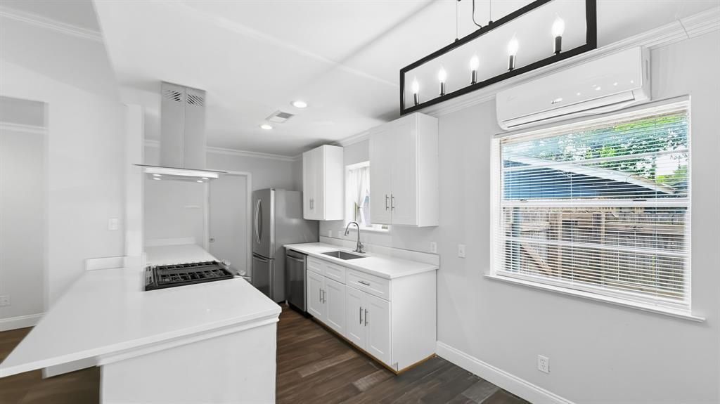 1421 Meadowcrest Drive, Plano