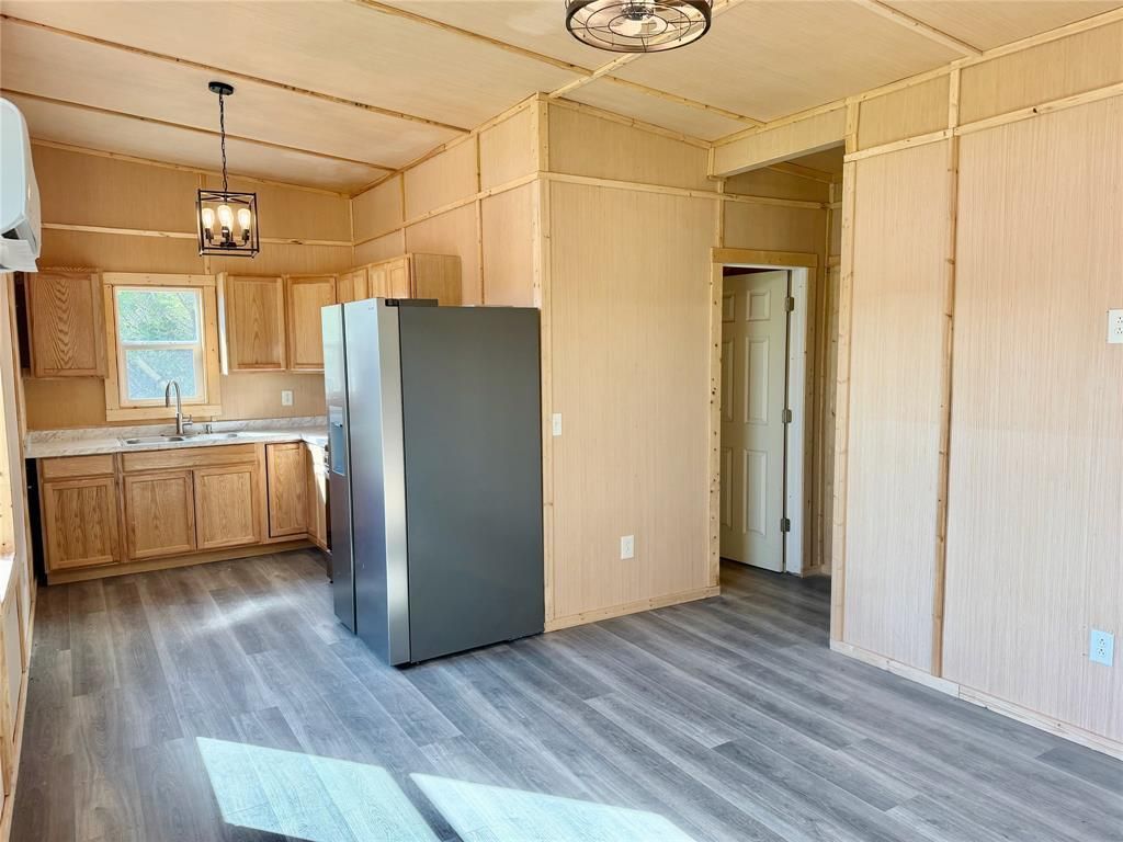 900 Partridge Court, Granbury