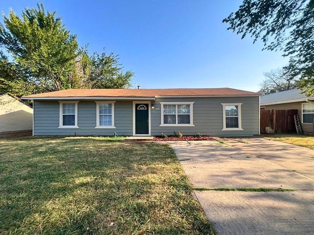 2326 Nw Lincoln Avenue, No City
